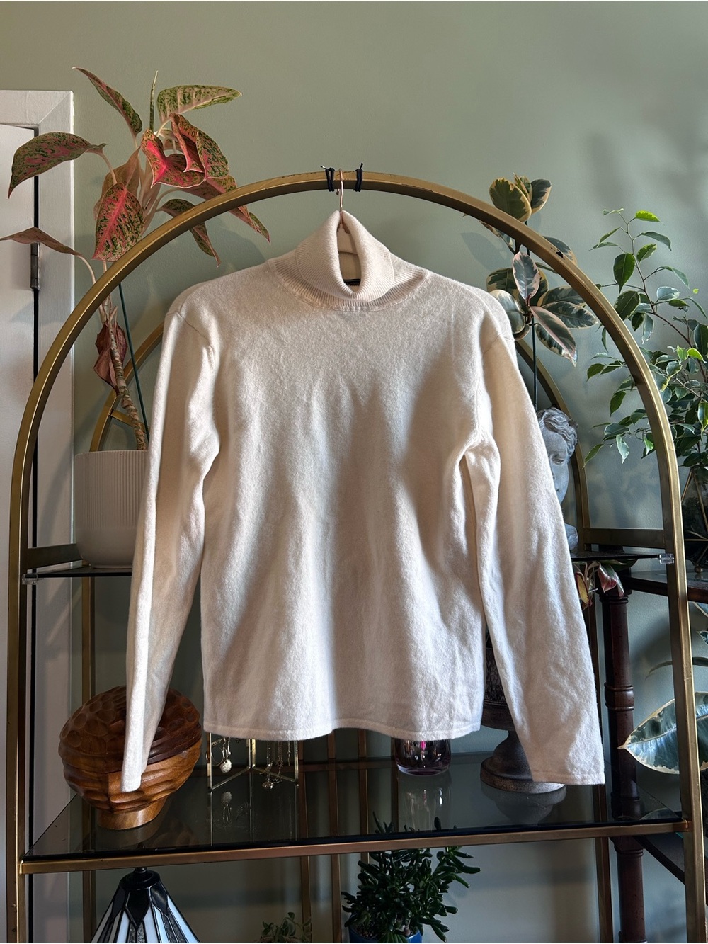 Vintage 100% cashmere cream knit  turtleneck sweater- Andre Christian sz XL